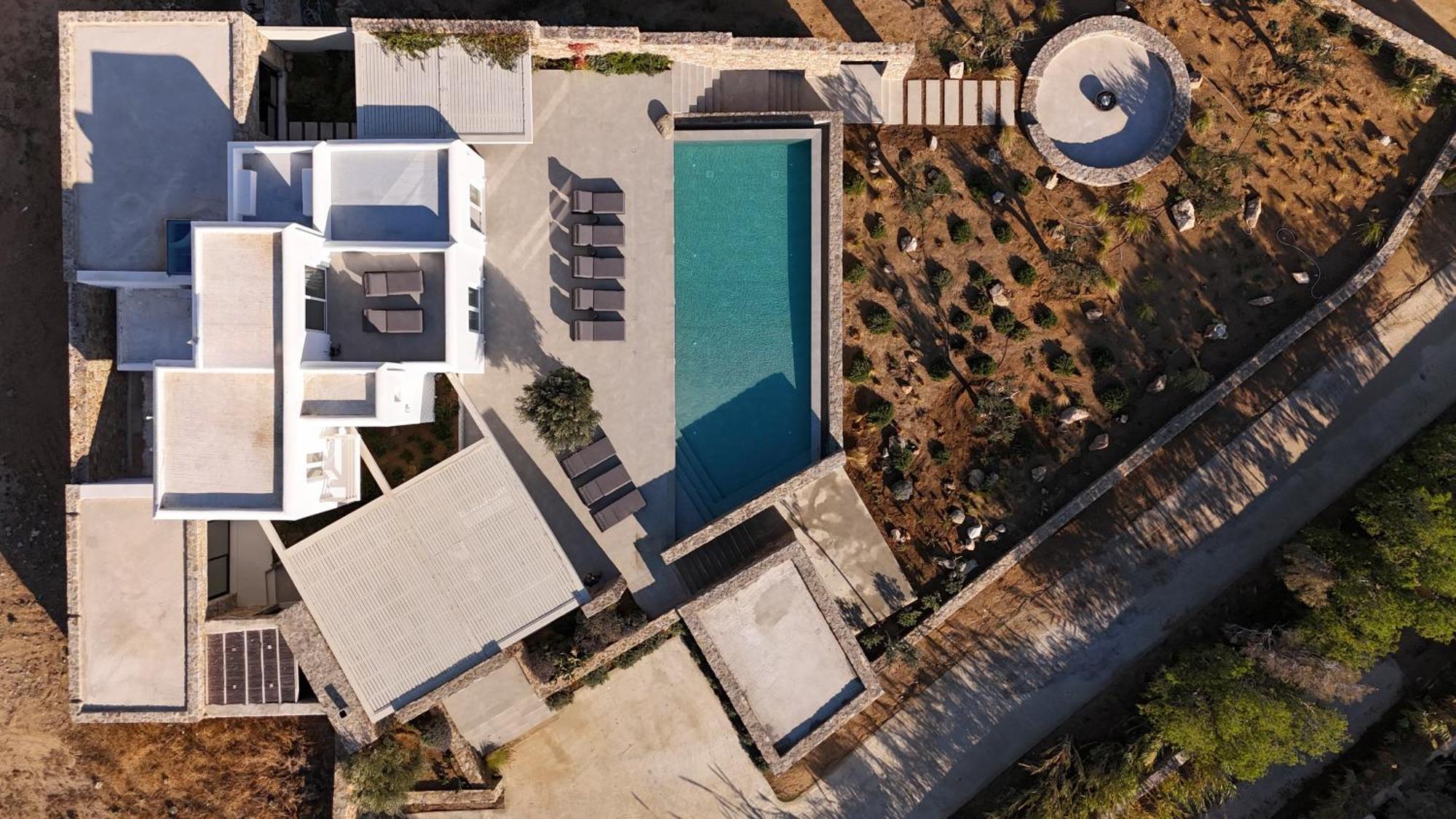 Blue Eye Grand Villa Mykonos カラファティス エクステリア 写真