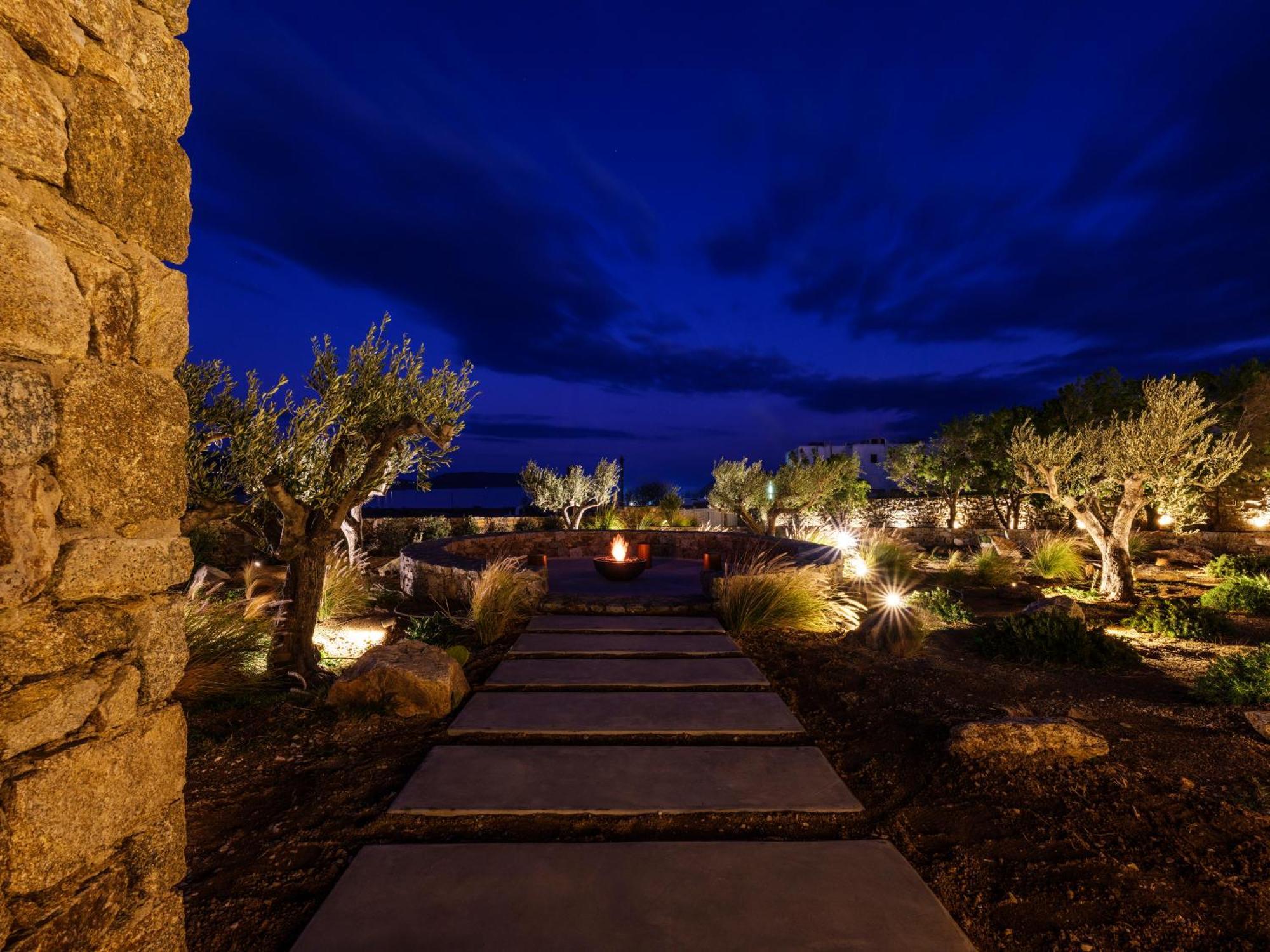 Blue Eye Grand Villa Mykonos カラファティス エクステリア 写真