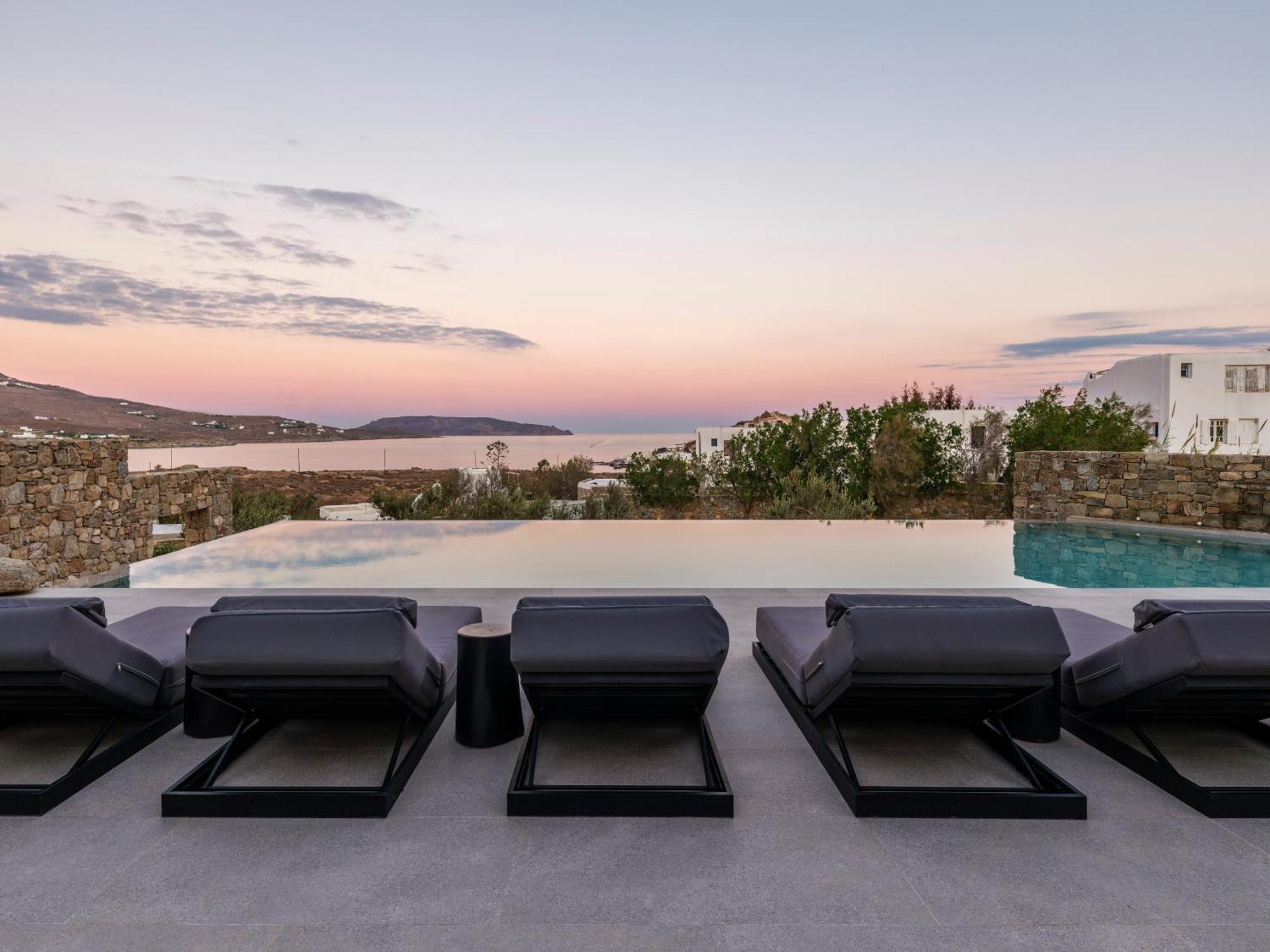 Blue Eye Grand Villa Mykonos カラファティス エクステリア 写真