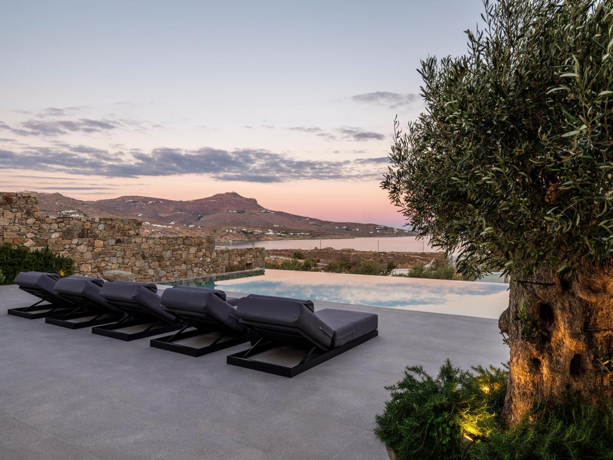 Blue Eye Grand Villa Mykonos カラファティス エクステリア 写真